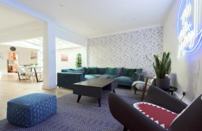 The Harrods Mews - Modern 4BDR with Rooftop Terrace